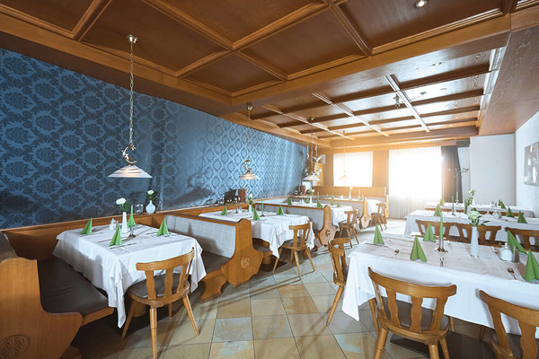 Gasthof Pietsch - Innenräume in traditionellem und modern gemischten Ambiente